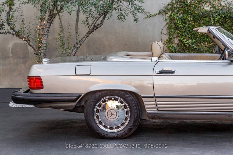 1987 Mercedes-Benz 560SL