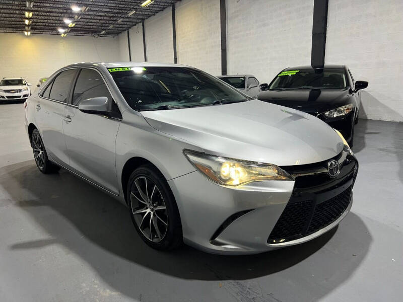 2015 Toyota Camry for sale at Lamberti Auto Collection in Plantation FL