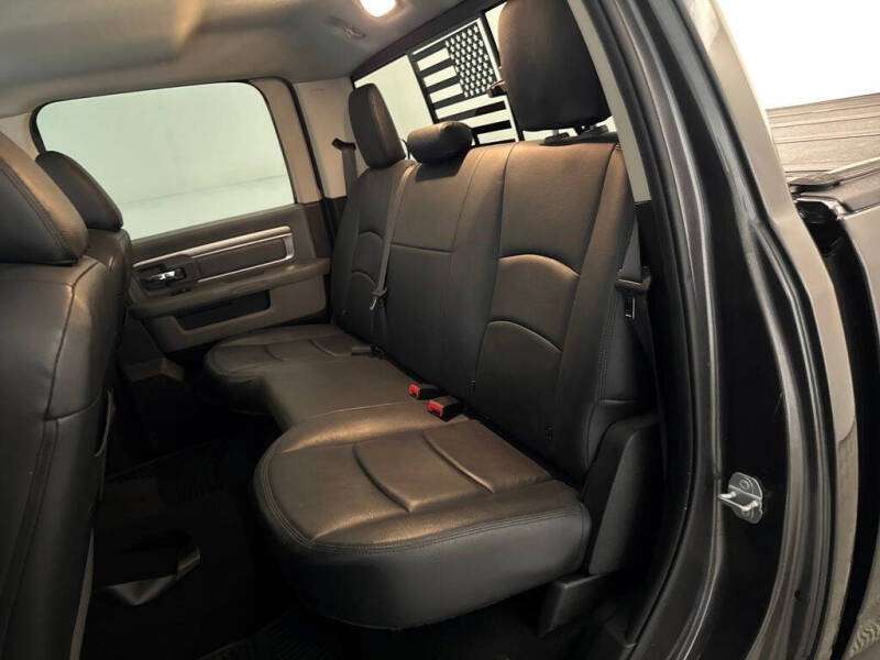 2019 RAM 1500 Classic SLT