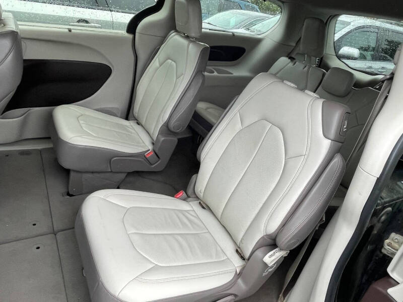 2018 Chrysler Pacifica Touring L