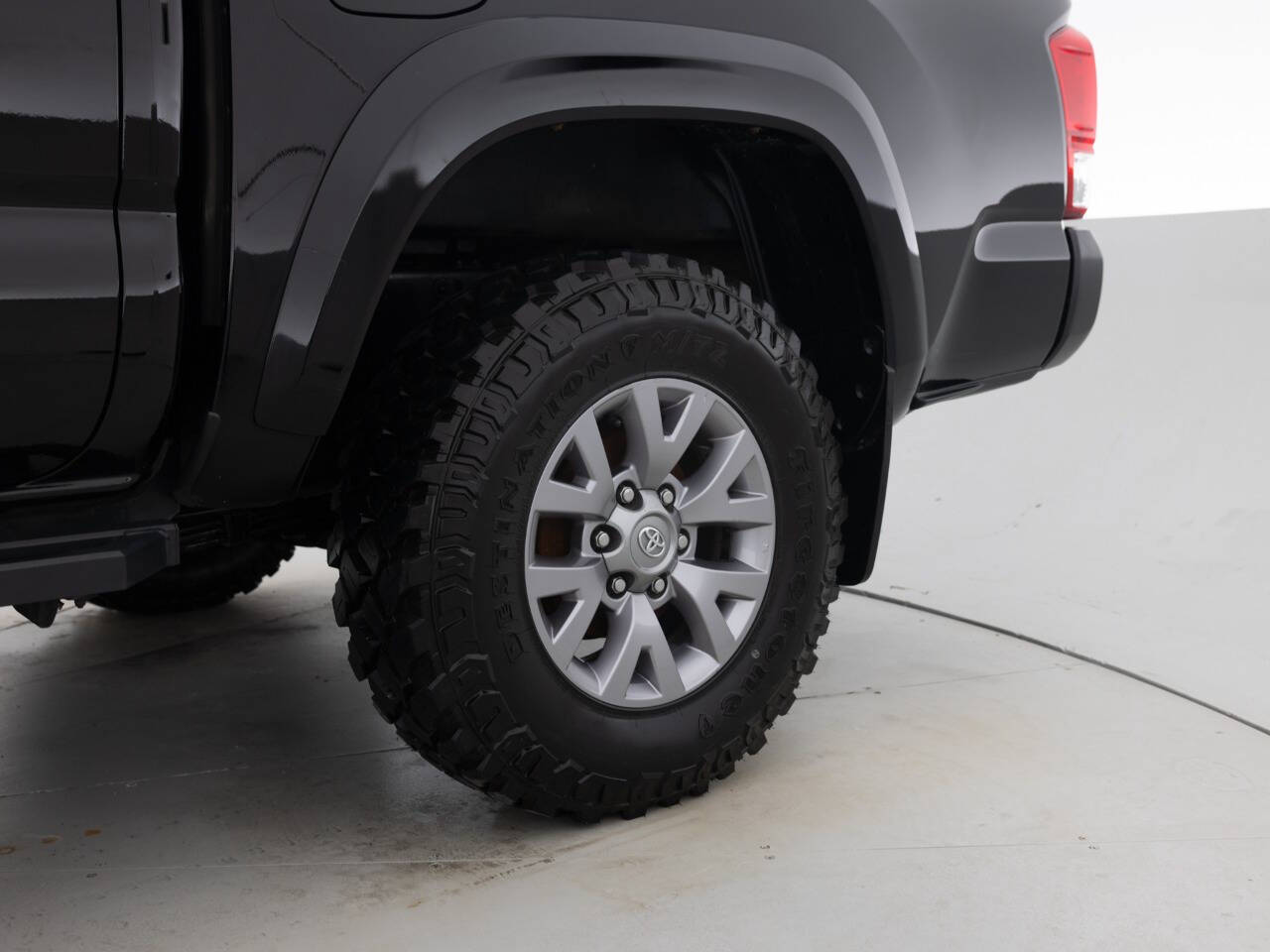 Used Car 2016 Toyota Tacoma  Sr5 V6 4x2 4dr Double Cab 5.0 Ft Sb For Sale Under $20,000 In Coal City, Illinois