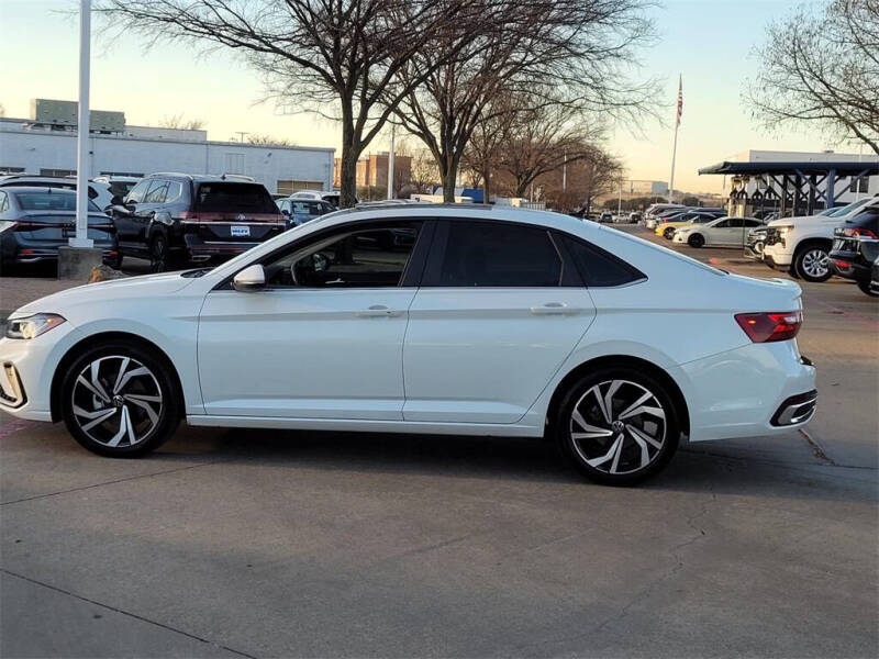 2025 Volkswagen Jetta SEL