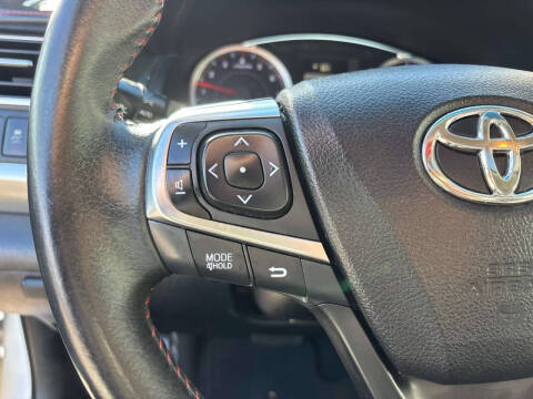 2017 Toyota Camry LE