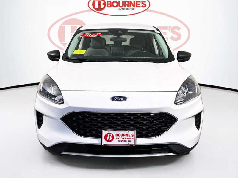 2022 Ford Escape Hybrid SE