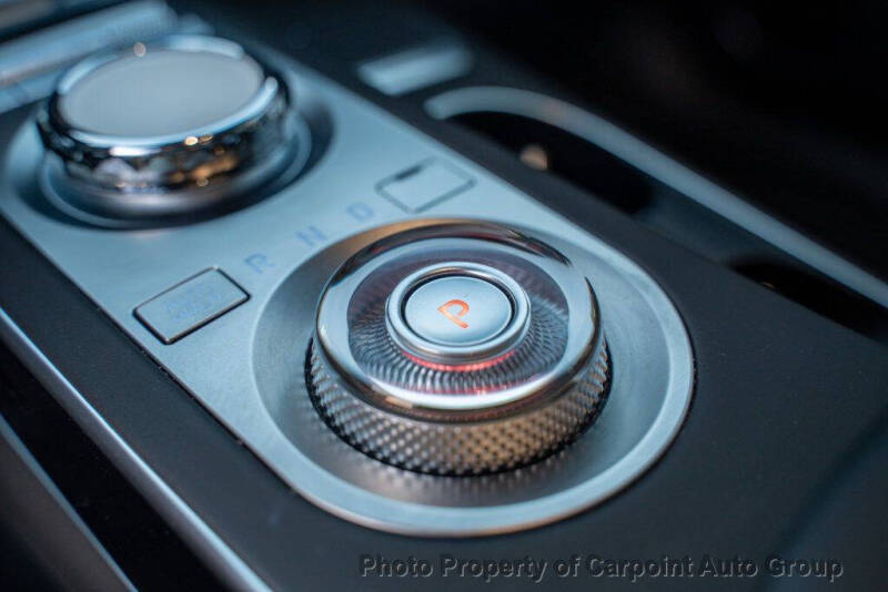 2025 Genesis GV70 2.5T Standard