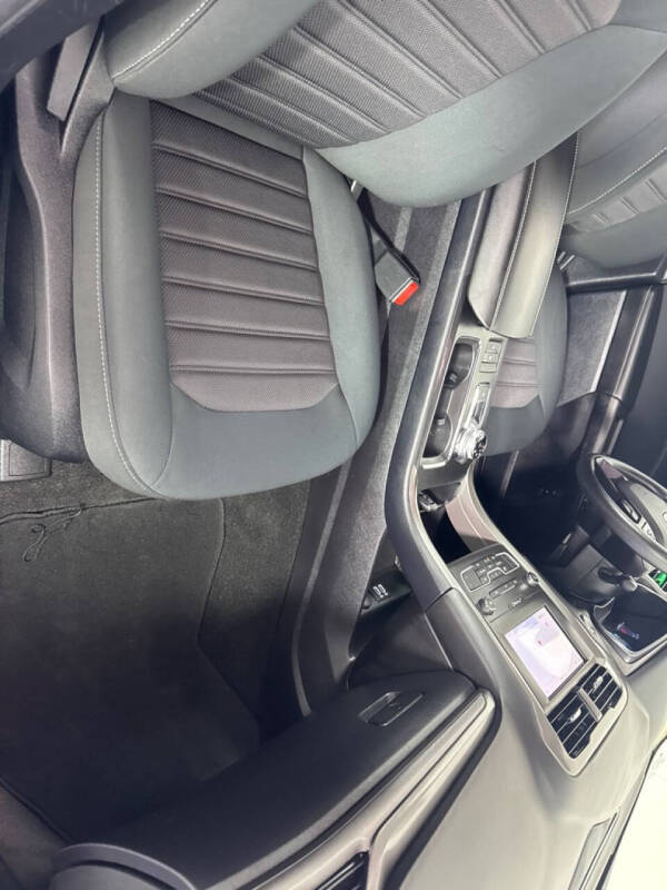 2020 Ford Fusion Hybrid SE