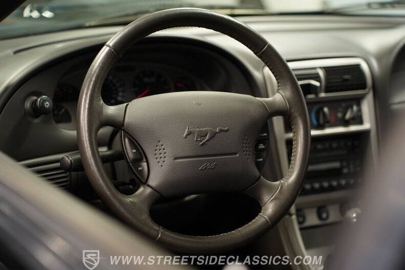2003 Ford Mustang Mach 1 Premium