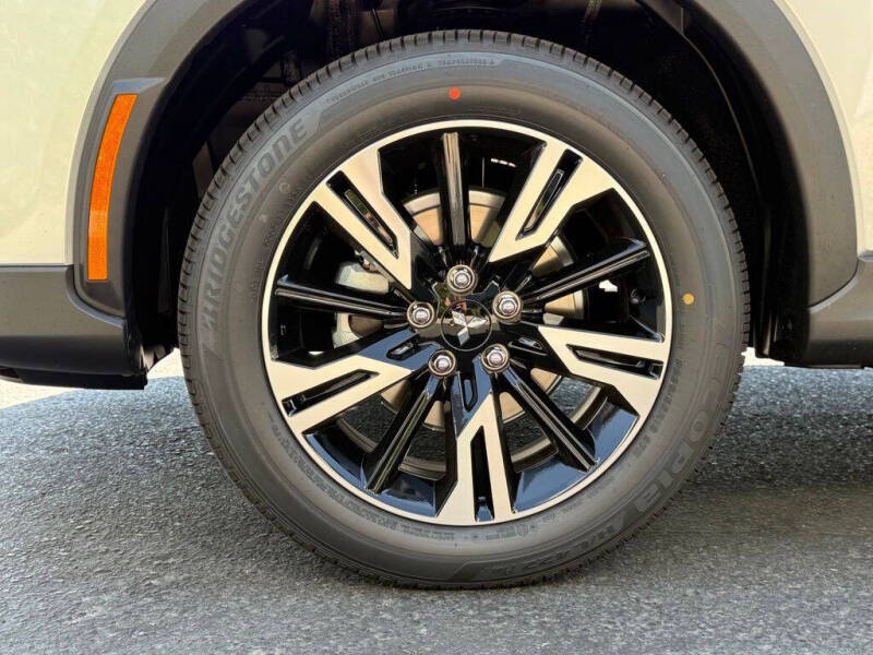 2026 Mitsubishi Eclipse Cross SE