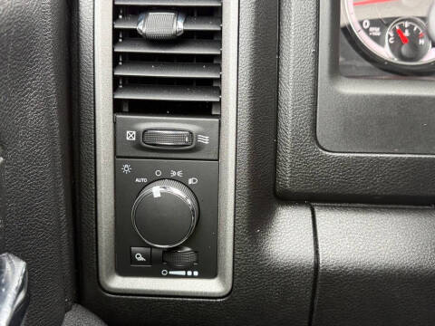 2021 RAM 1500 Classic Tradesman