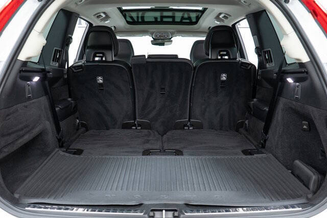 2023 Volvo XC90 B5 Core