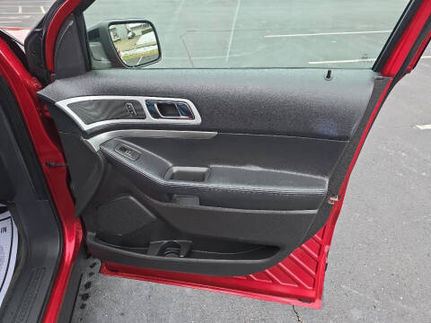 2011 Ford Explorer XLT