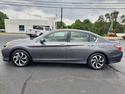 2016 Honda Accord for sale at G AND J MOTORS in Elkin NC