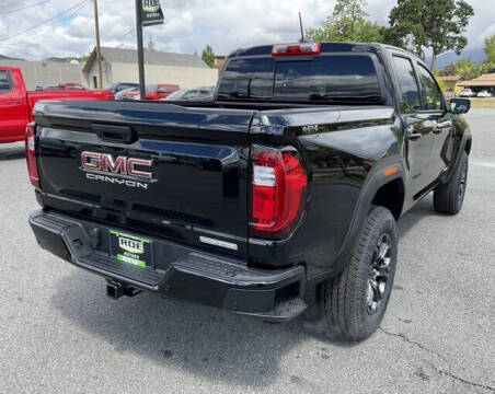 2025 GMC Canyon Elevation