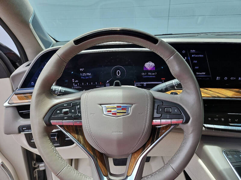 2024 Cadillac Escalade ESV Sport Platinum