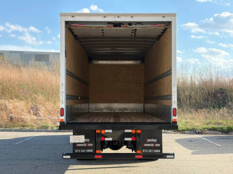 2020 Freightliner M2 106