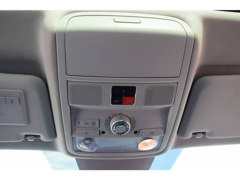 2017 Volkswagen Passat 1.8T SEL Premium