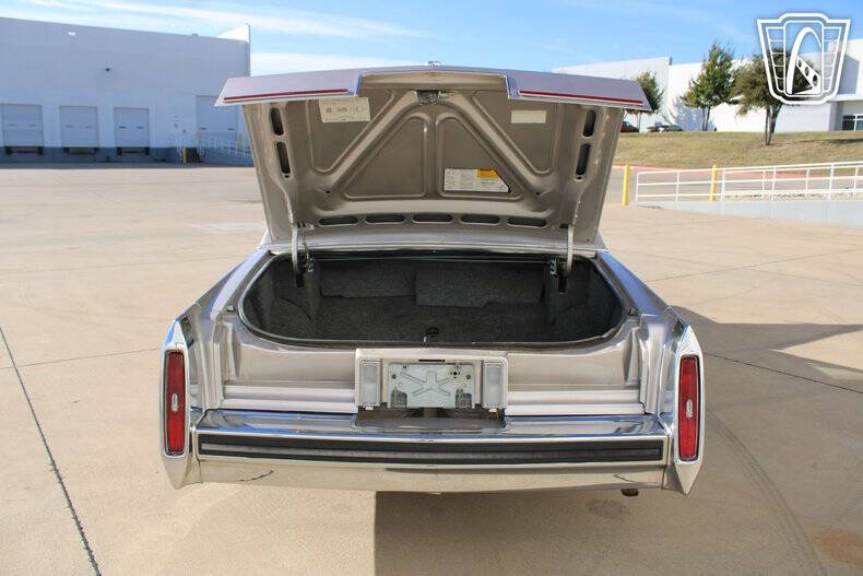 1987 Cadillac Brougham