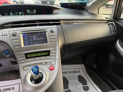2014 Toyota Prius Three