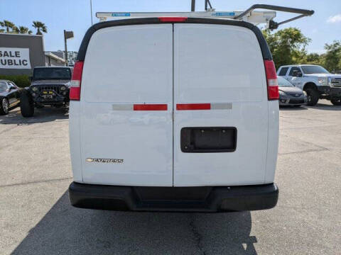 2023 Chevrolet Express 2500