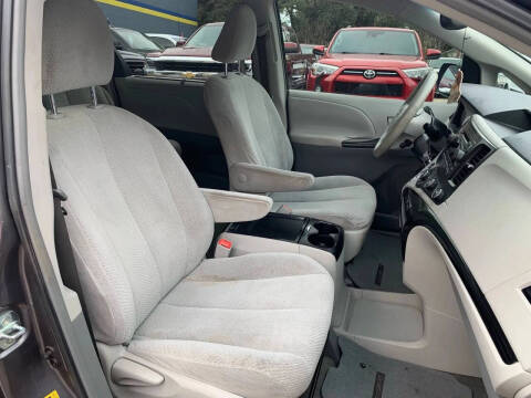 2011 Toyota Sienna