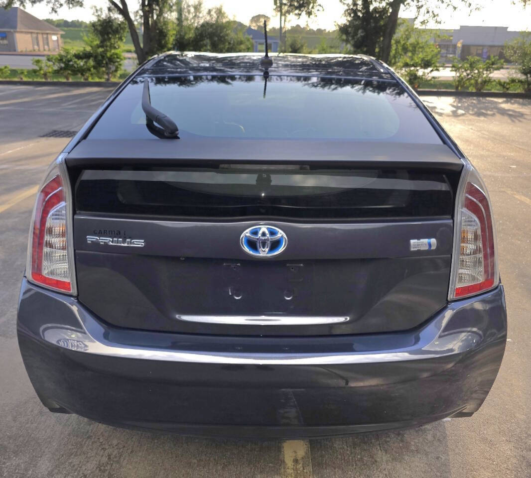 2015 Toyota Prius Three 4dr Hatchback - Gray exterior view 4