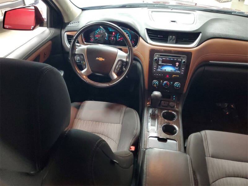 2017 Chevrolet Traverse LT