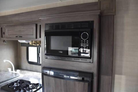 2019 Pacific Coachworks Mighty Lite Mini