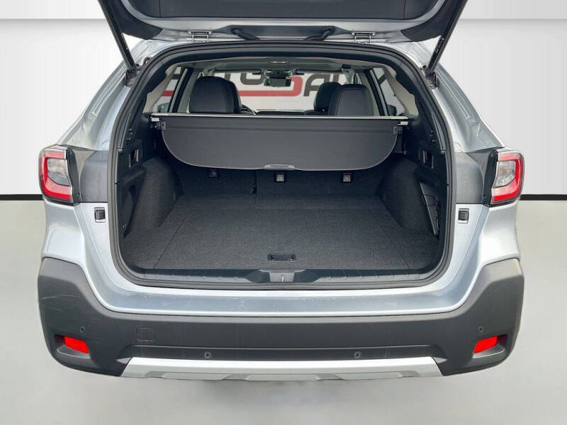 2025 Subaru Outback Touring