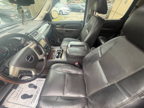 2012 GMC Yukon XL Denali