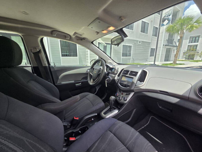 2016 Chevrolet Sonic LT Auto