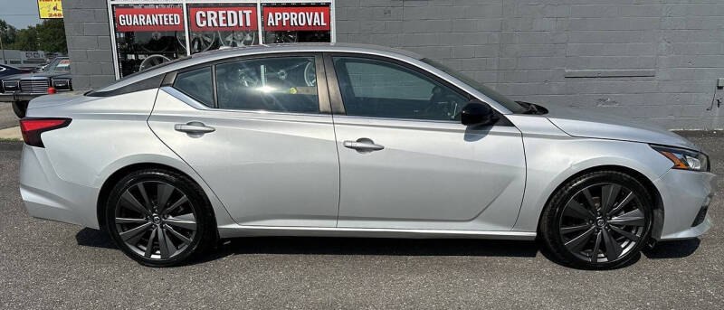 2020 Nissan Altima 2.5 SR