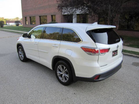 2016 Toyota Highlander LE