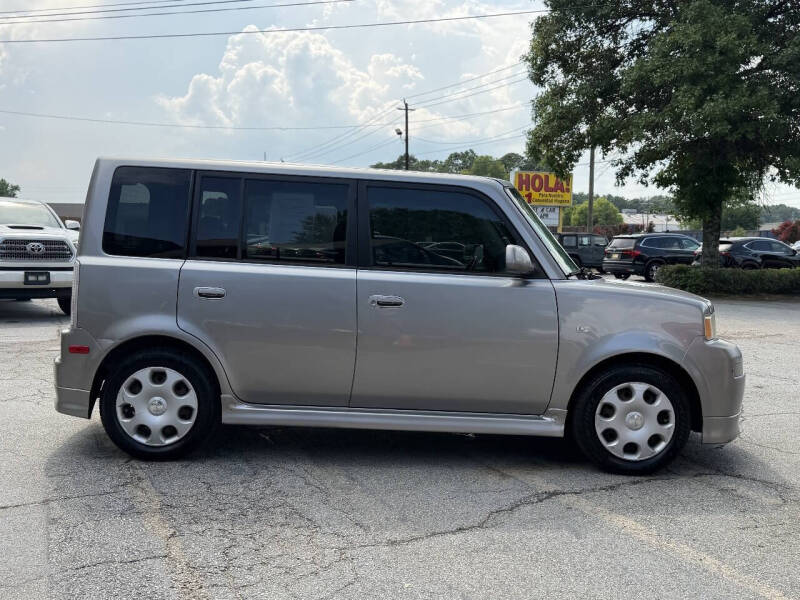 2005 Scion xB