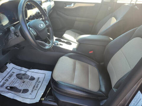 2021 Ford Escape Titanium