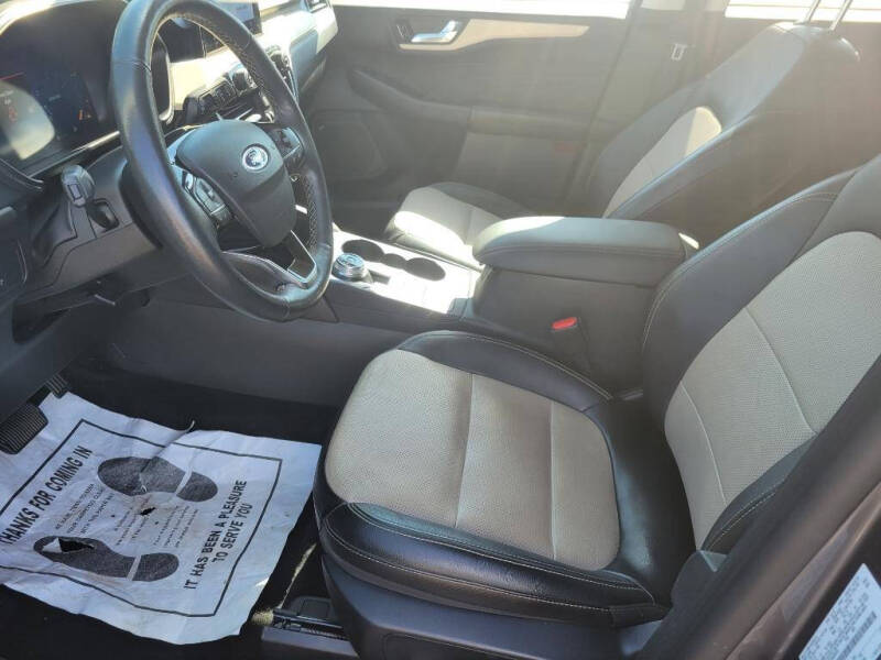 2021 Ford Escape Titanium