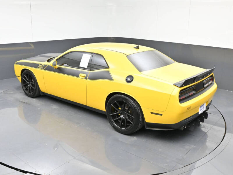 2017 Dodge Challenger R/T Plus