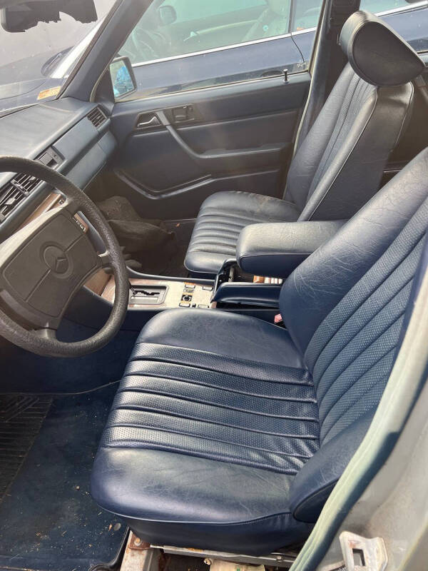 1989 Mercedes-Benz 300-Class 300 TE