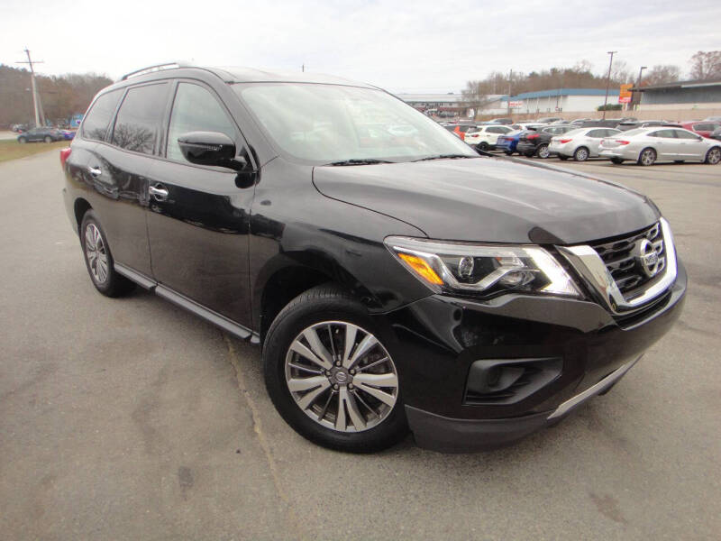 2019 Nissan Pathfinder S