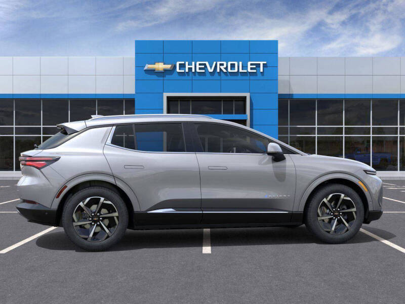 2025 Chevrolet Equinox EV LT 2