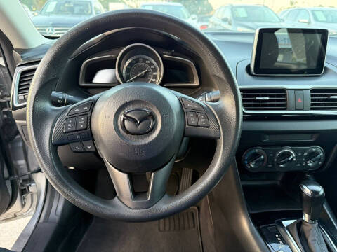 2015 Mazda MAZDA3 i Sport