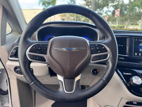 2018 Chrysler Pacifica Touring L