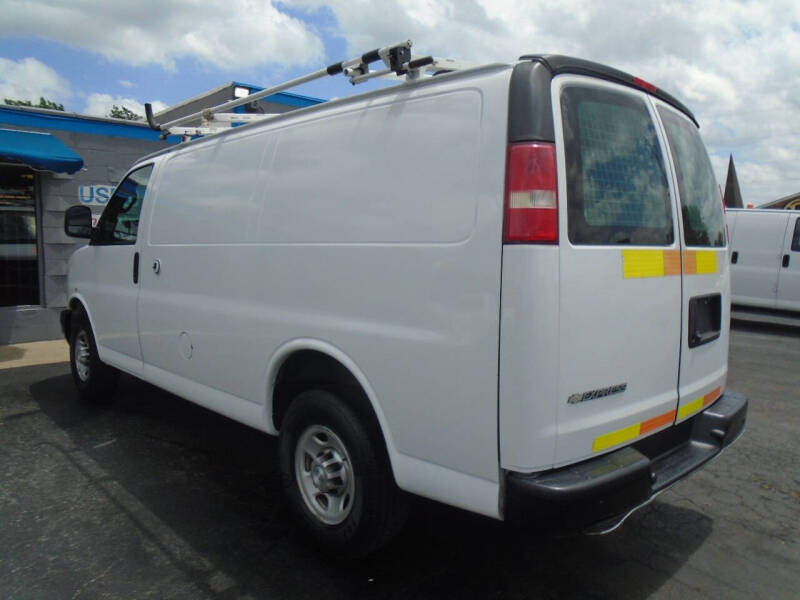 2017 Chevrolet Express 2500