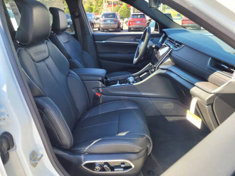 2025 Jeep Grand Cherokee Overland