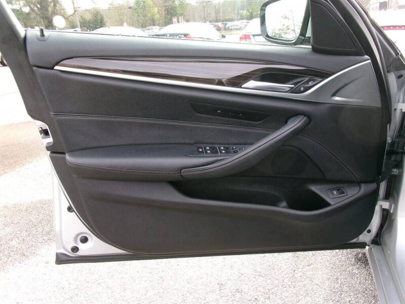 2018 BMW 5 Series 530i