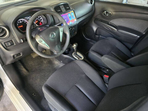 2016 Nissan Versa 1.6 SV