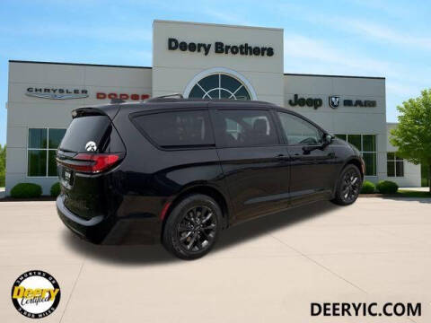 2021 Chrysler Pacifica Touring