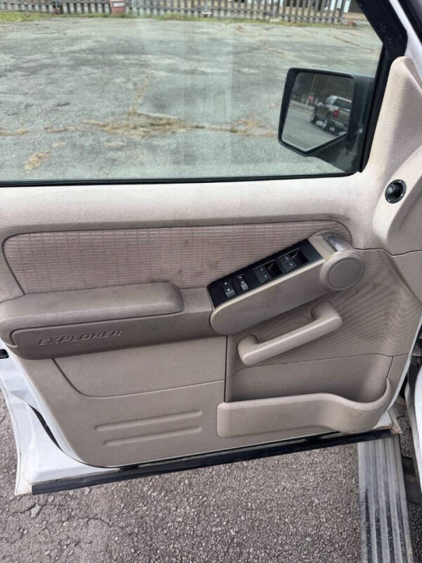 2006 Ford Explorer XLT