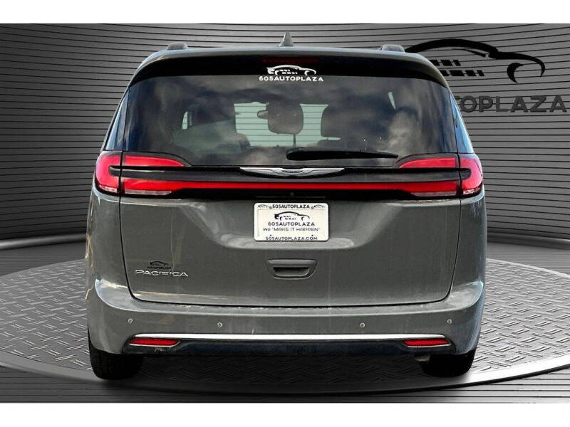 2021 Chrysler Pacifica Touring