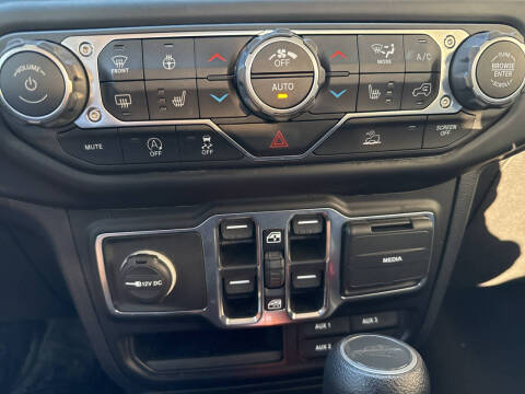 2021 Jeep Gladiator Sport