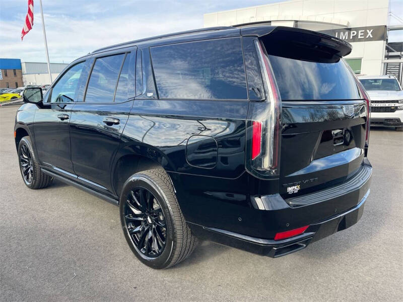 2022 Cadillac Escalade Sport Platinum